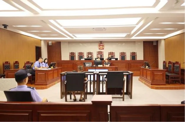 梦见法官审判别人-梦见法官审判他人