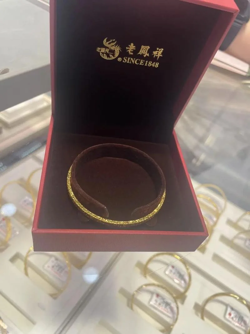 送妈妈的礼物送什么好_1