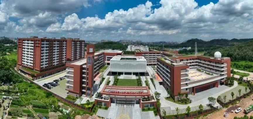 东莞中学校园网电脑版_1