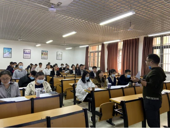 汉口学院成绩查询系统官网_1