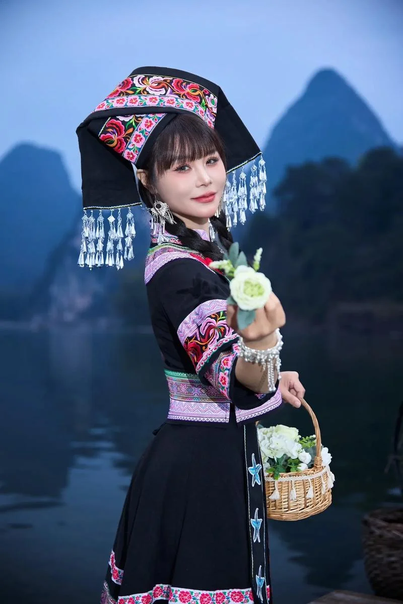 壮族女的叫什么_1