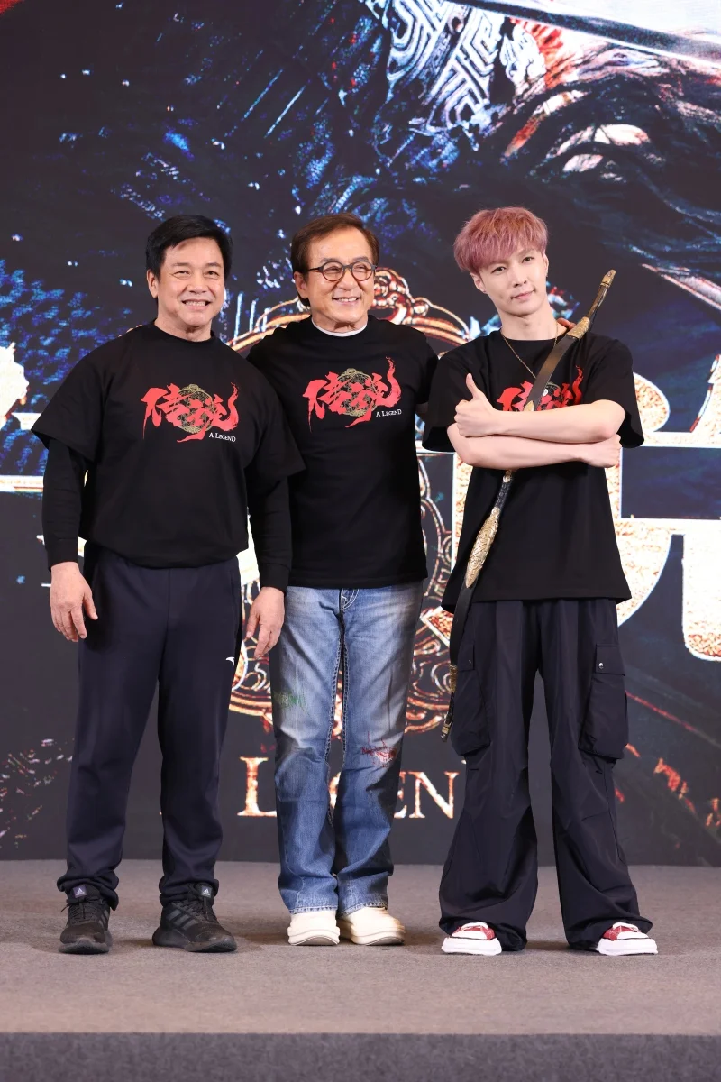 成龙和郭麒麟的新电影叫什么_1