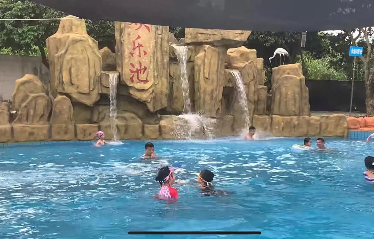 玉林旅游景点免费游泳_2