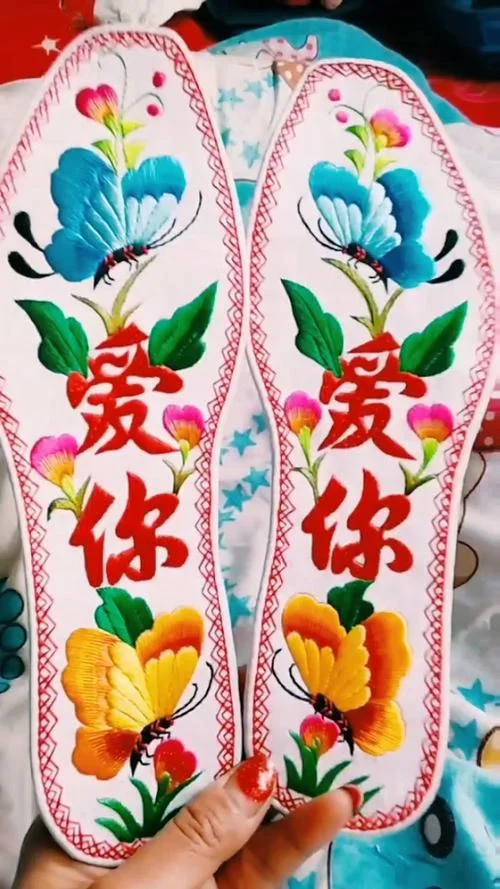 梦见鞋鞋垫-梦见鞋垫