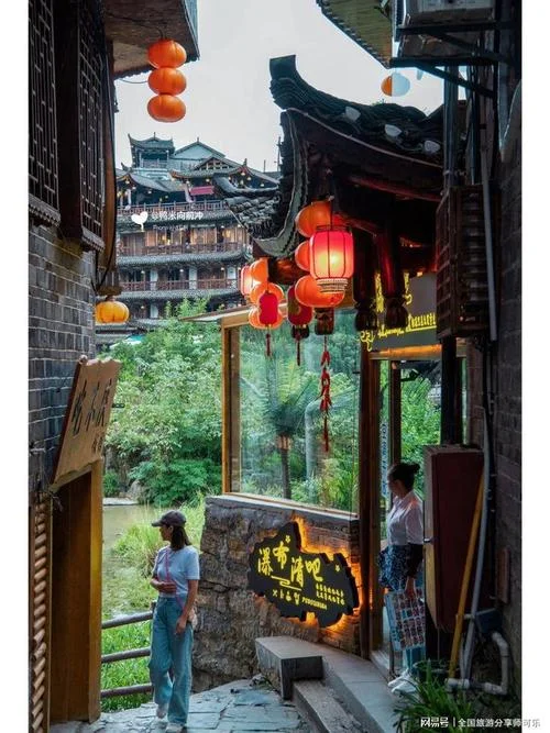 凤凰古城旅游景点价格_2