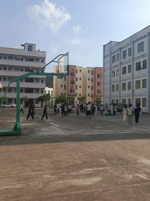 玫瑰园中学_2