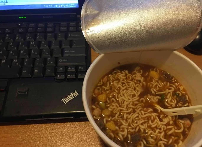 关灯吃面下一句是什么_1