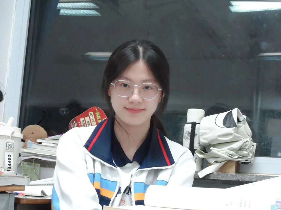 高中女孩子成绩不好_2