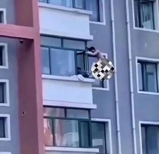 梦见男朋友跳楼_1