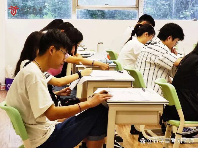 东莞东华中学复读班_1
