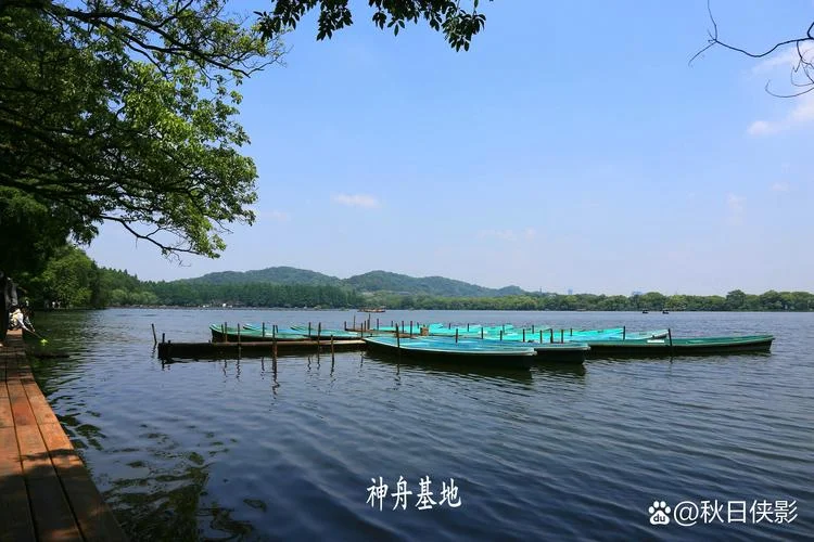 哪里旅游景点免费_1