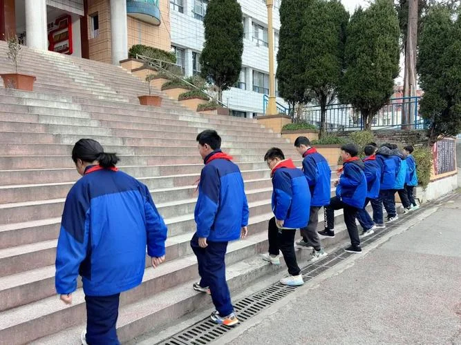 金沙县民族中学_1