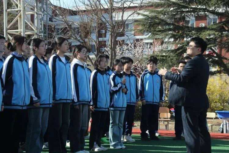 青岛国开中学图片_1