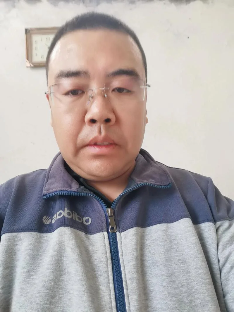面相不成熟的男人_2