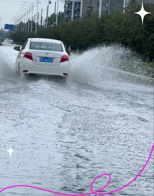 梦到洒水车洒一身水_2
