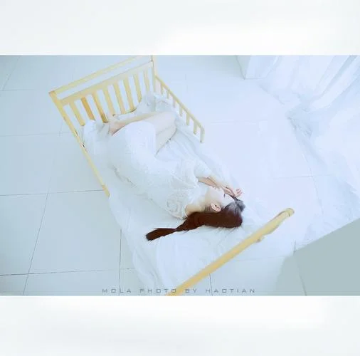 过了爱做梦的年纪歌词_1