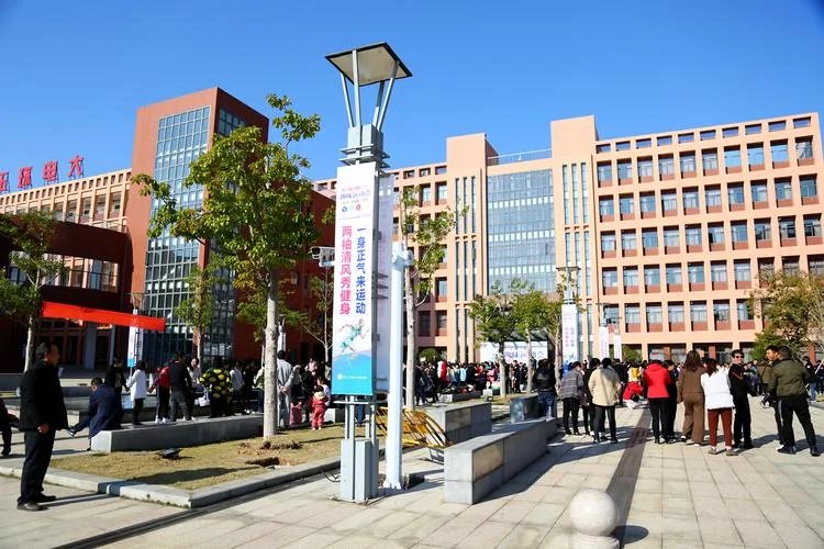 台州电大附属中学_1