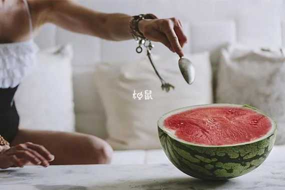 孕妇梦见吃西瓜_2