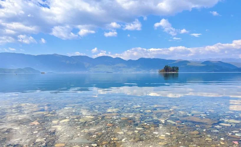 成都到泸沽湖6日游_1