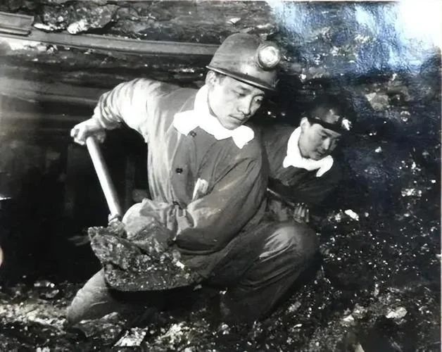 香花岭锡矿开采历史_2