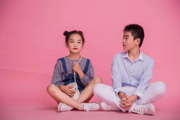 女儿小棉袄那男孩叫什么呢_1