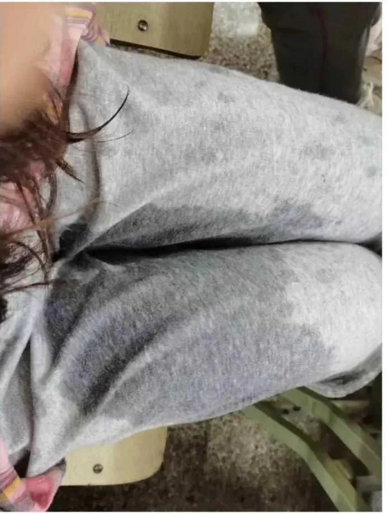 梦见自己裤子上有墨水_1