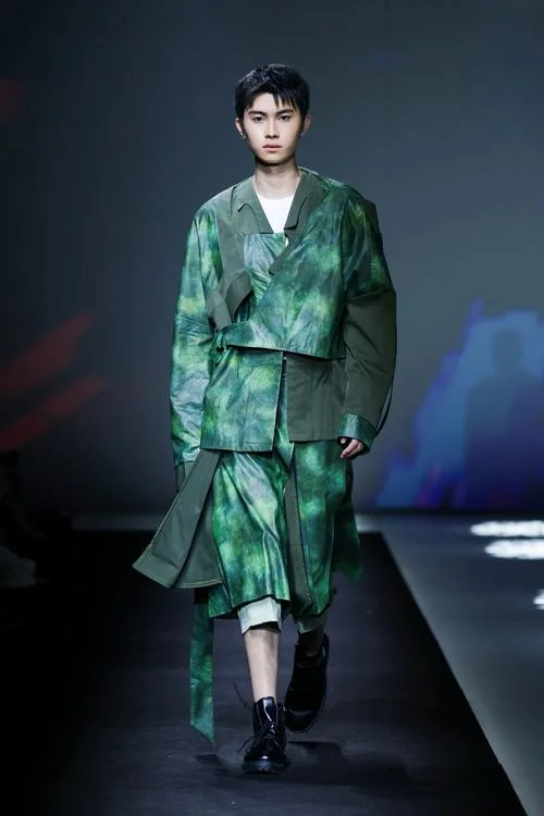 服装与服饰设计专业_2