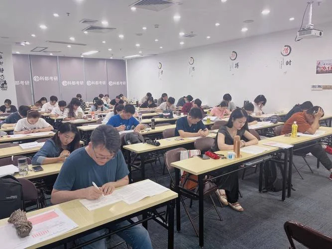新乡医学院考研培训班_1