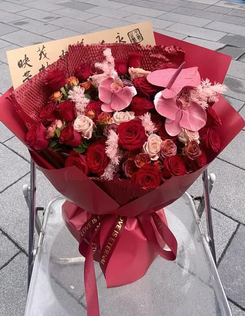 给退休的人送什么礼物_1