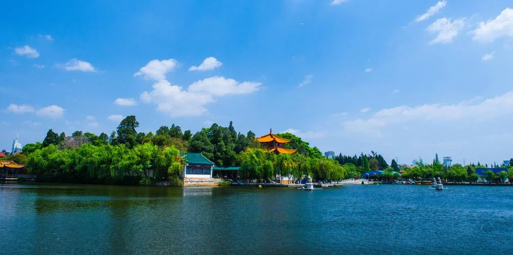 旅游景点昆明_2