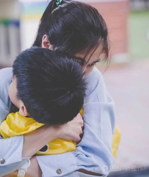 梦到抱着男婴儿-抱男婴入梦