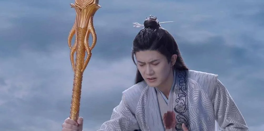 何中华年龄多大了_2