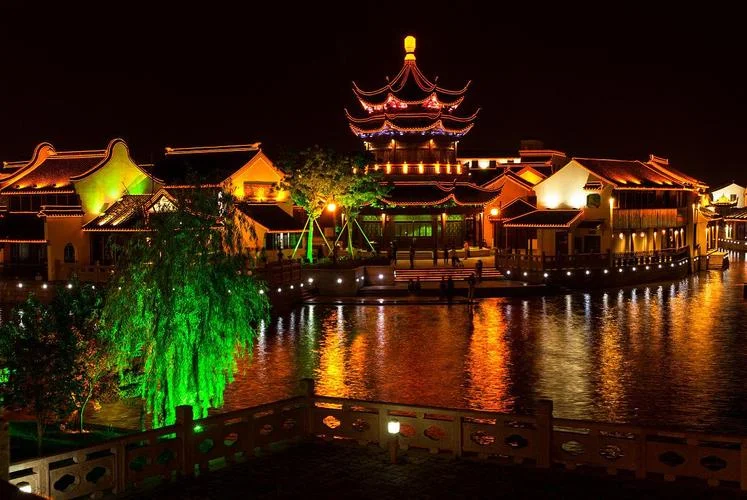 苏州晚上好玩的景点_2