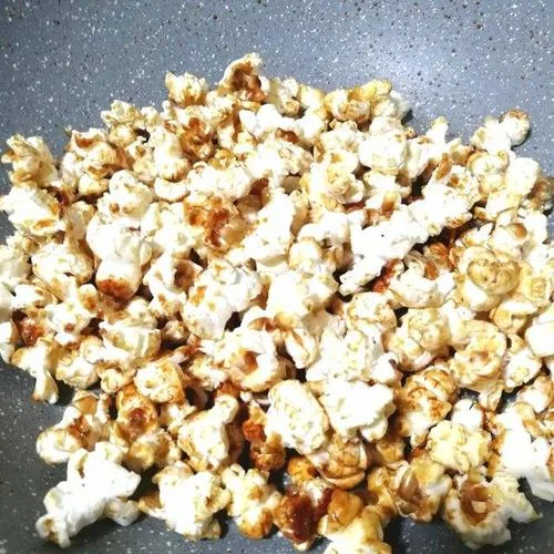 梦见爆米花爆出人来_1