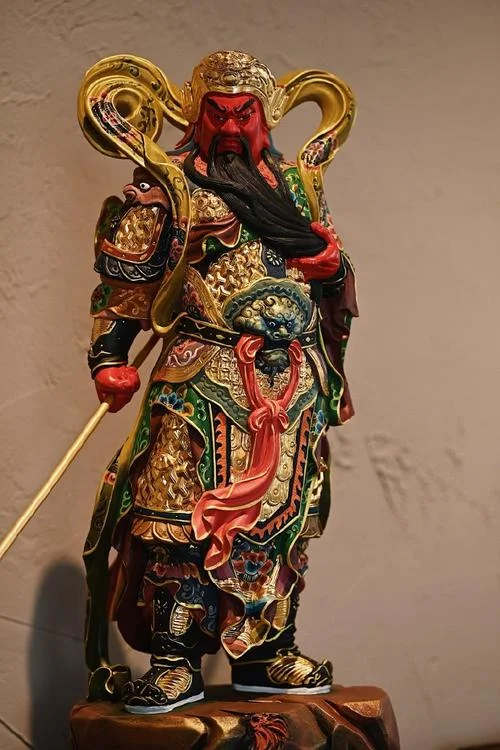 做梦梦到拿刀关公_1