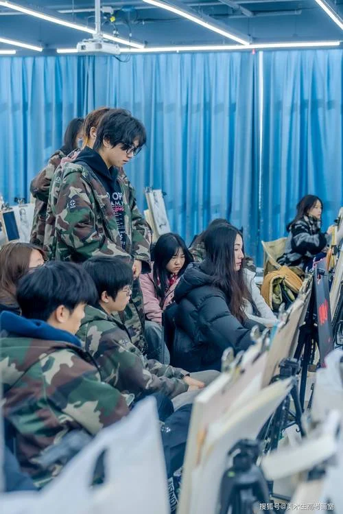 考高中艺术生要学什么_1
