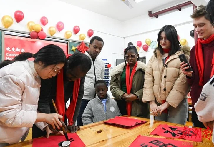 中国留学生都在哪里_1