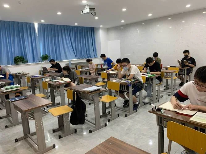 秋季考研培训班_2