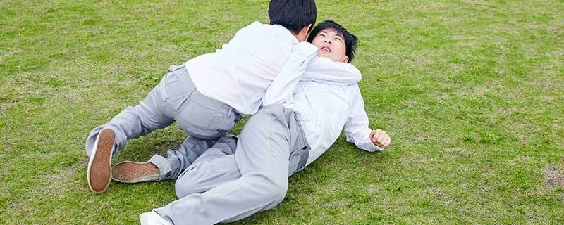 孕妇梦见打架-孕妇梦见打架