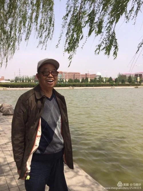 地主斗得真陶醉下一句_2