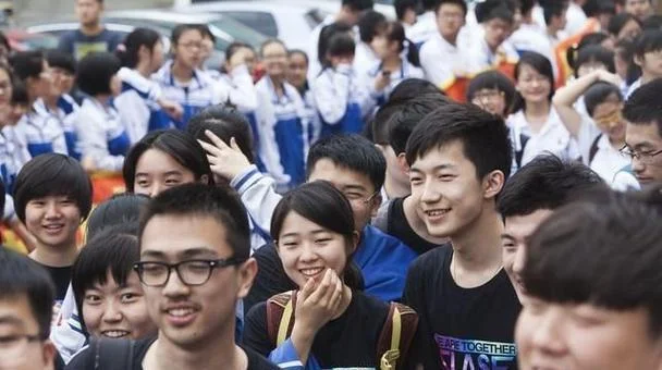 考不上高中出国留学-高中未考上，出国读书