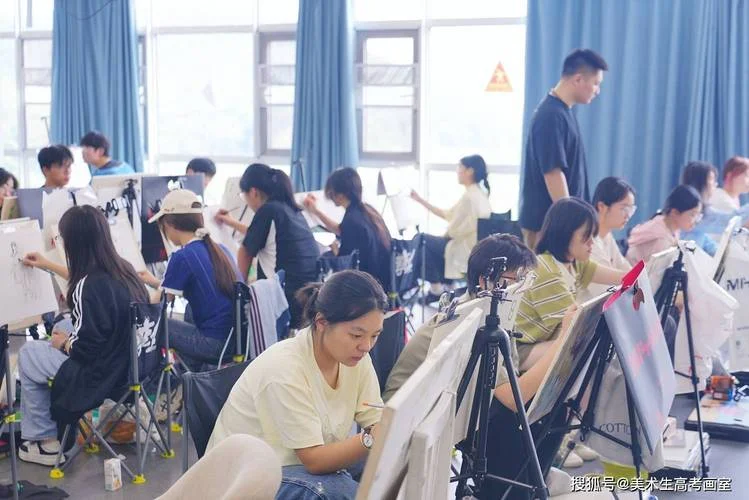 宁波传媒艺考培训-宁波传媒艺考培训
