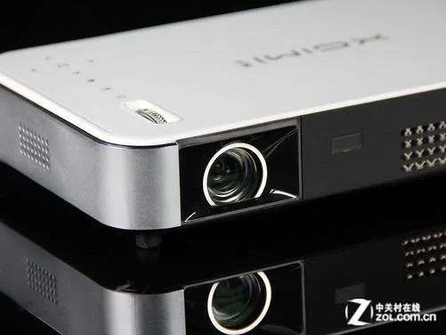 极米z2av接口怎么用-极米 Z2AV 接口使用教程