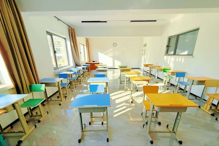 沈阳艺考报考学校_1