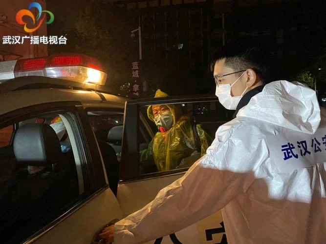 孕妇做梦梦到警察_2