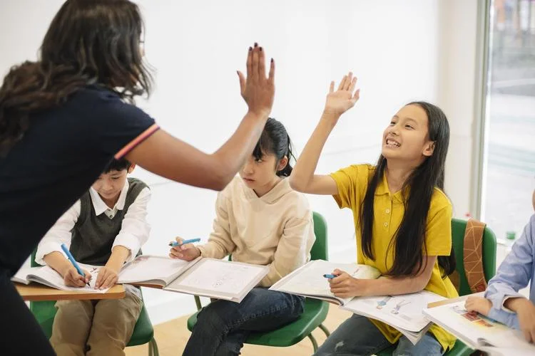 高中生留学班-高中生出国留学班