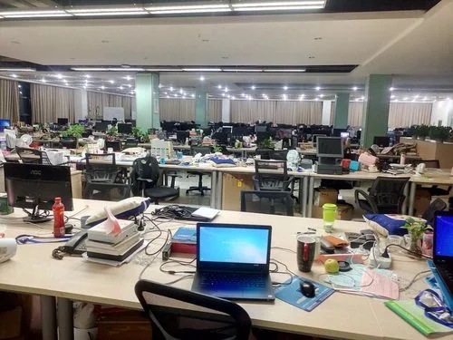 软件项目经理要出差吗_2