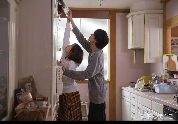 别扭合租房男主叫什么_2