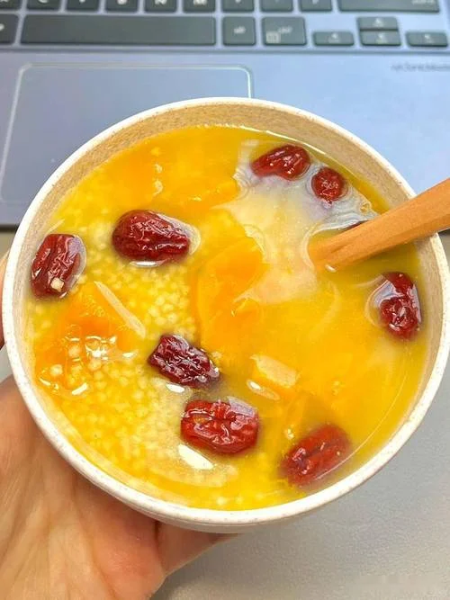 南瓜小米粥怎么做好吃-南瓜小米粥美味做法