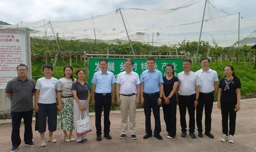 鹤壁到六盘水多少公里_1